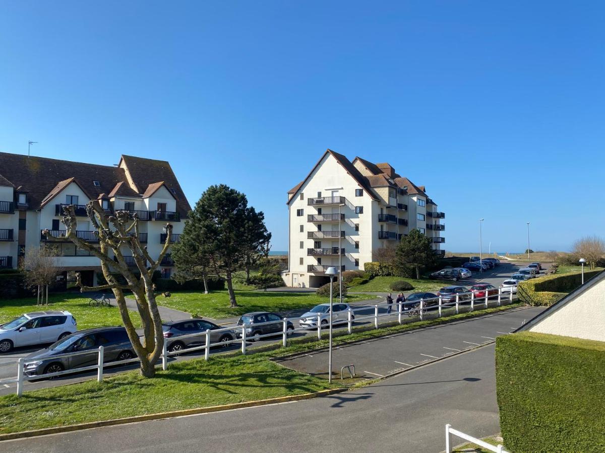 Cabourg T2 cosy avec accès direct plage Extérieur photo